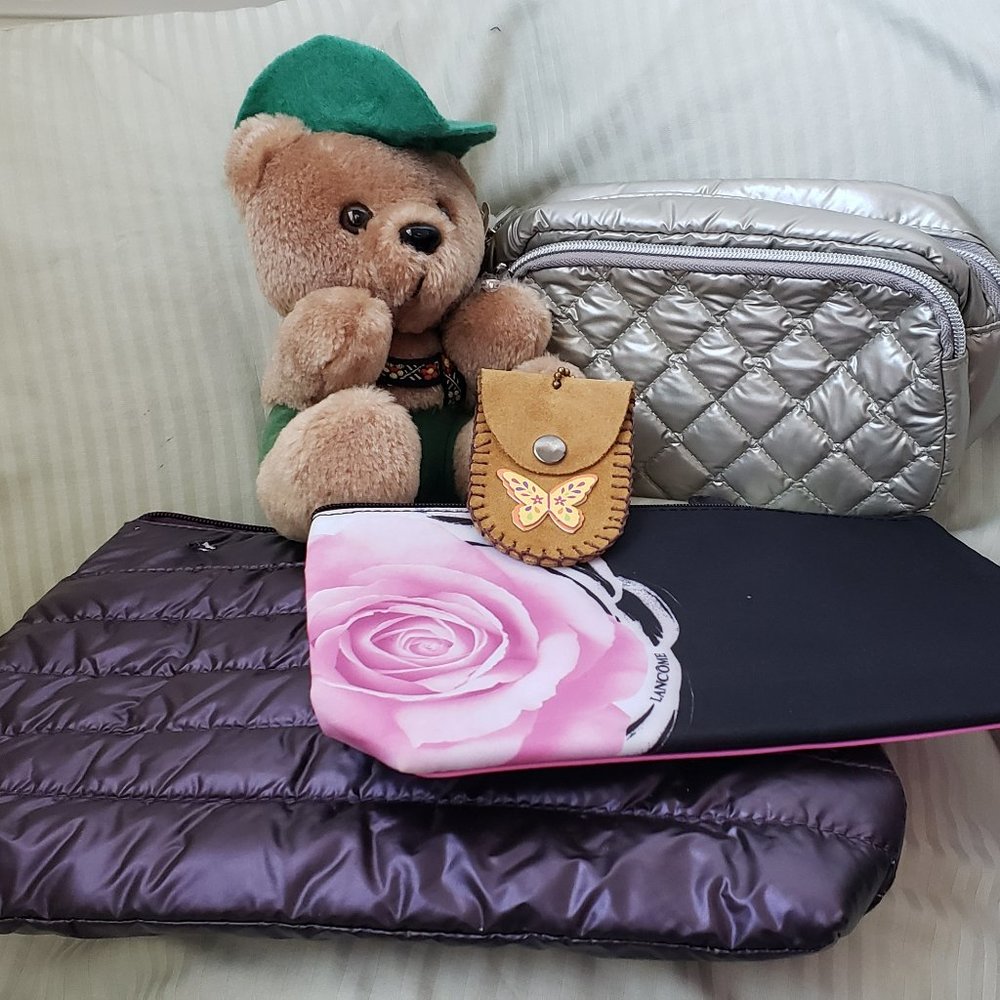 Complimentary gift(s) with purchase of $35.00 or direct sale at $20.00